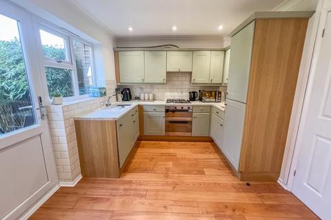55 Barnwell Drive, Hockley, SS5 4UZ