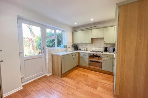 55 Barnwell Drive, Hockley, SS5 4UZ