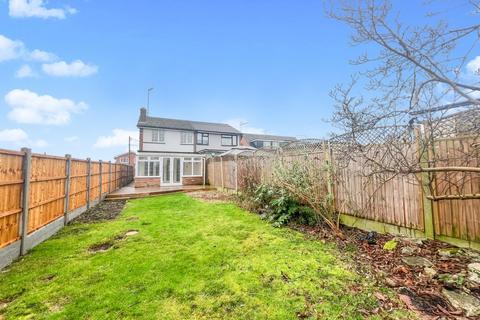 97 Crouch Avenue, Hullbridge, Hockley, SS5 6HW
