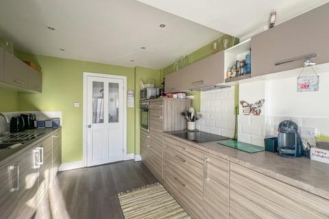 31 Cornhill Avenue, Hockley, SS5 5BY