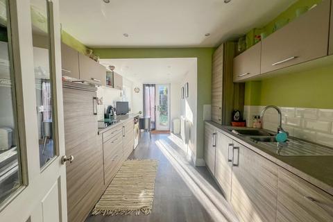 31 Cornhill Avenue, Hockley, SS5 5BY