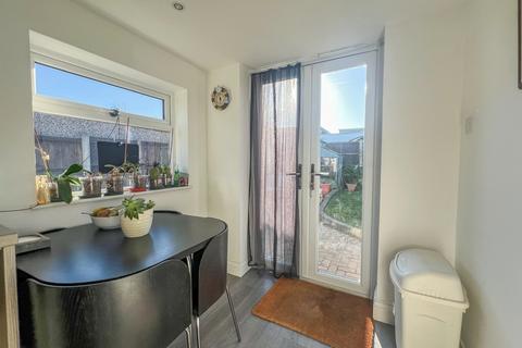 31 Cornhill Avenue, Hockley, SS5 5BY
