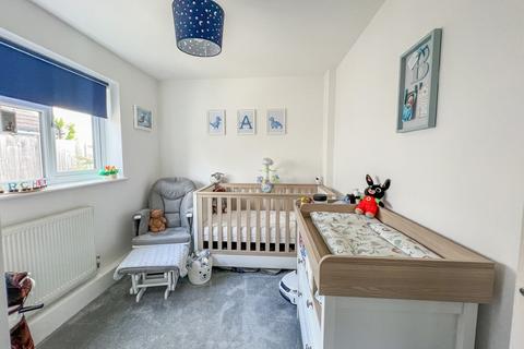 54 Burnham Road, Hullbridge, Hockley, SS5 6BQ