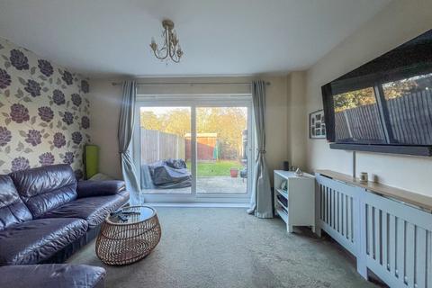 2 bedroom terraced house for sale, Temple Way, Rayleigh