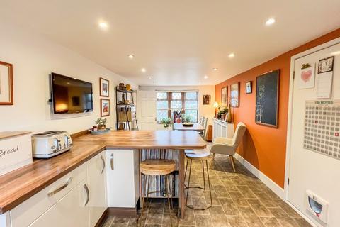 52 Broadlands Road, Hockley, SS5 5DS