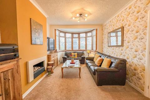52 Broadlands Road, Hockley, SS5 5DS