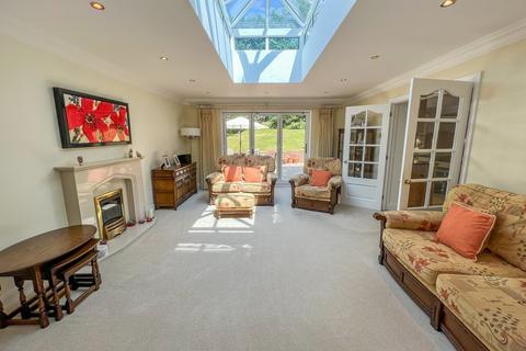 4 bedroom detached house for sale - Tyms Way, Rayleigh