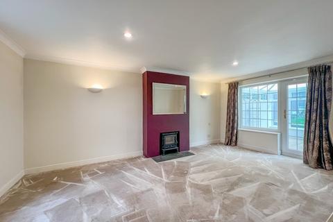 9 Barnwell Drive, Hockley, SS5 4UZ