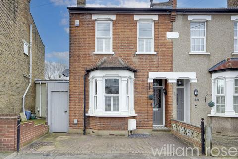 2 bedroom semi-detached house for sale, Prospect Road, Woodford Green IG8