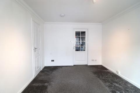 2 bedroom terraced house to rent, Old Hall Knowe Court, Bathgate