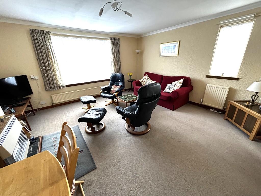 Lounge 2