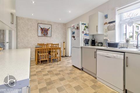 43 Anchor Road, Tiptree, Colchester, CO5 0AP