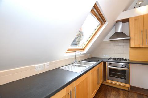 2 bedroom apartment to rent - Bargery Road, London, SE6