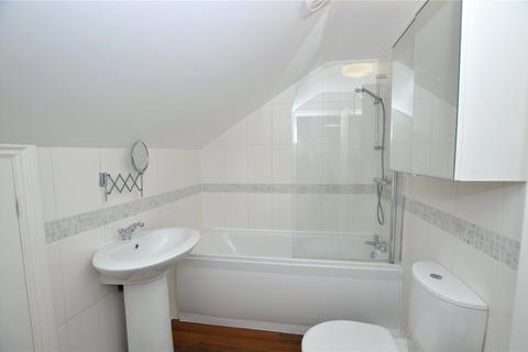 2 bedroom apartment to rent, Bargery Road, London, SE6
