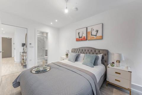 1 bedroom flat for sale, Easton Lodge, Hanwell W7