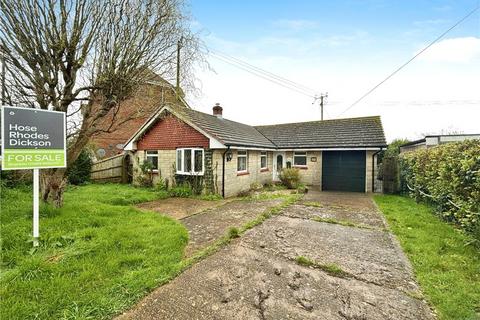 3 bedroom bungalow for sale - Winford Road, Newchurch, Sandown