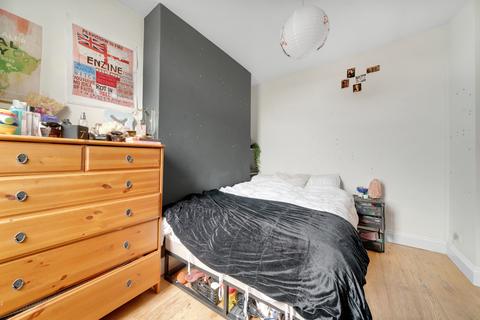 2 bedroom apartment for sale, Mabley Street, Hackney E9