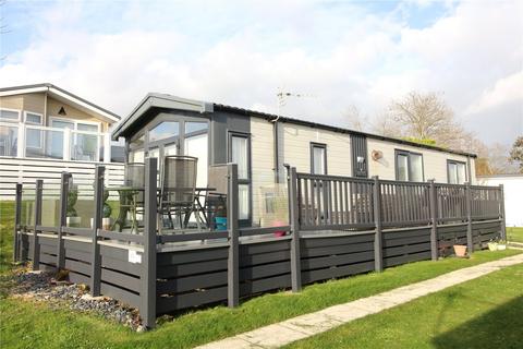 2 bedroom park home for sale - Shorefield, Near Milford On Sea, Hampshire, SO41