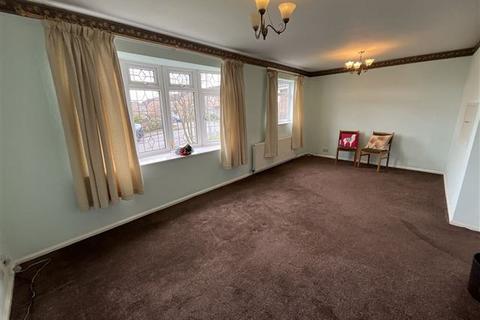 2 bedroom bungalow for sale, Old Quarry Avenue, Kiveton Park, Sheffield, S26 5RW