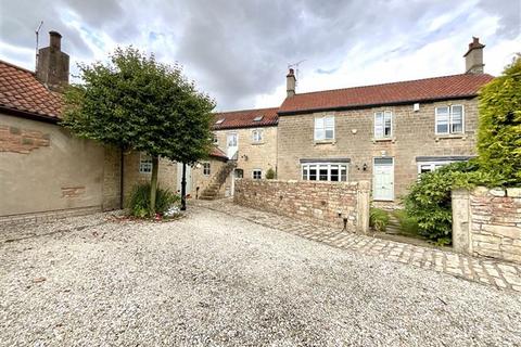 5 bedroom farm house for sale, Woodsetts Road, Gildingwells, Worksop, S81 8AU