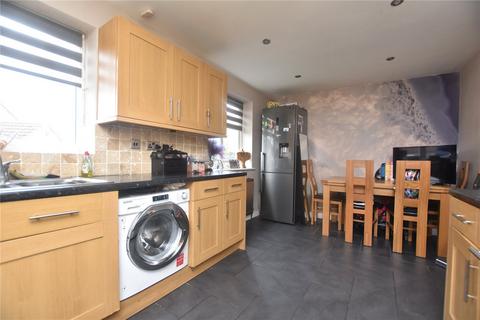 3 bedroom semi-detached house for sale, Weaver Gardens, Morley, Leeds