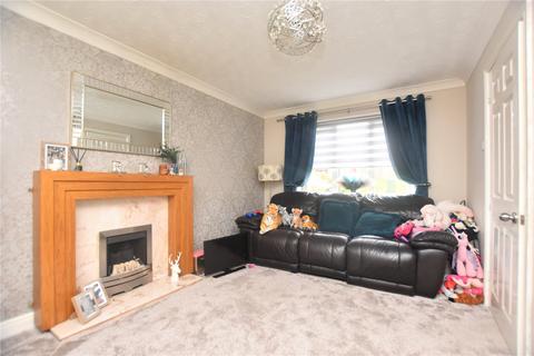 3 bedroom semi-detached house for sale, Weaver Gardens, Morley, Leeds