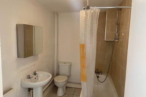 1 bedroom flat to rent - 8C Commercial Street, Nantymoel, Bridgend