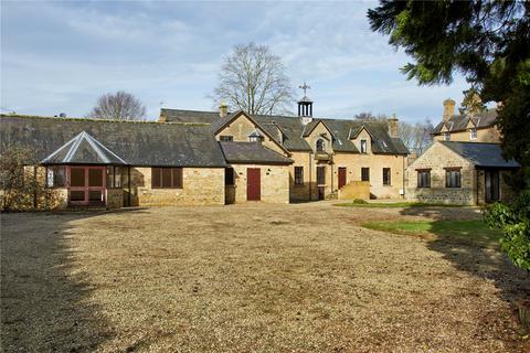 8 bedroom detached house for sale, High Street, Croughton, Brackley, Northamptonshire, NN13