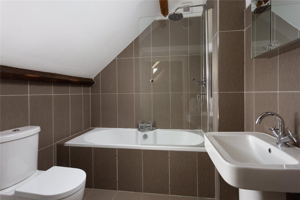 En Suite Bathroom