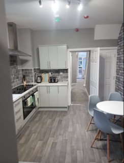 1 bedroom in a house share to rent - HMO Room 6, Broxholme Lane