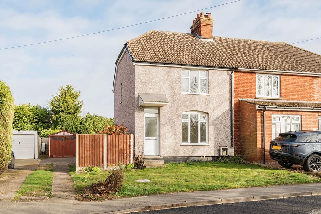 High Road, Shillington, SG5 3 bed semidetached house for sale £350,000