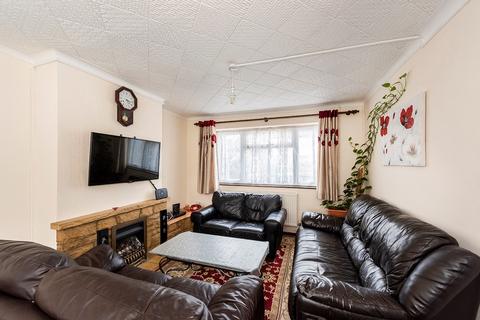 4 bedroom semi-detached house for sale, Rokesby Close, Welling, DA16
