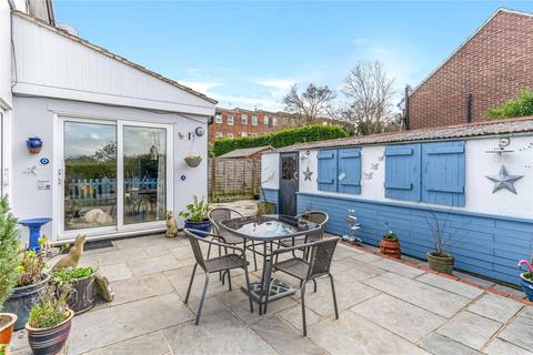 4 bedroom semi-detached house for sale, Lincolns Field, Epping, Essex, CM16