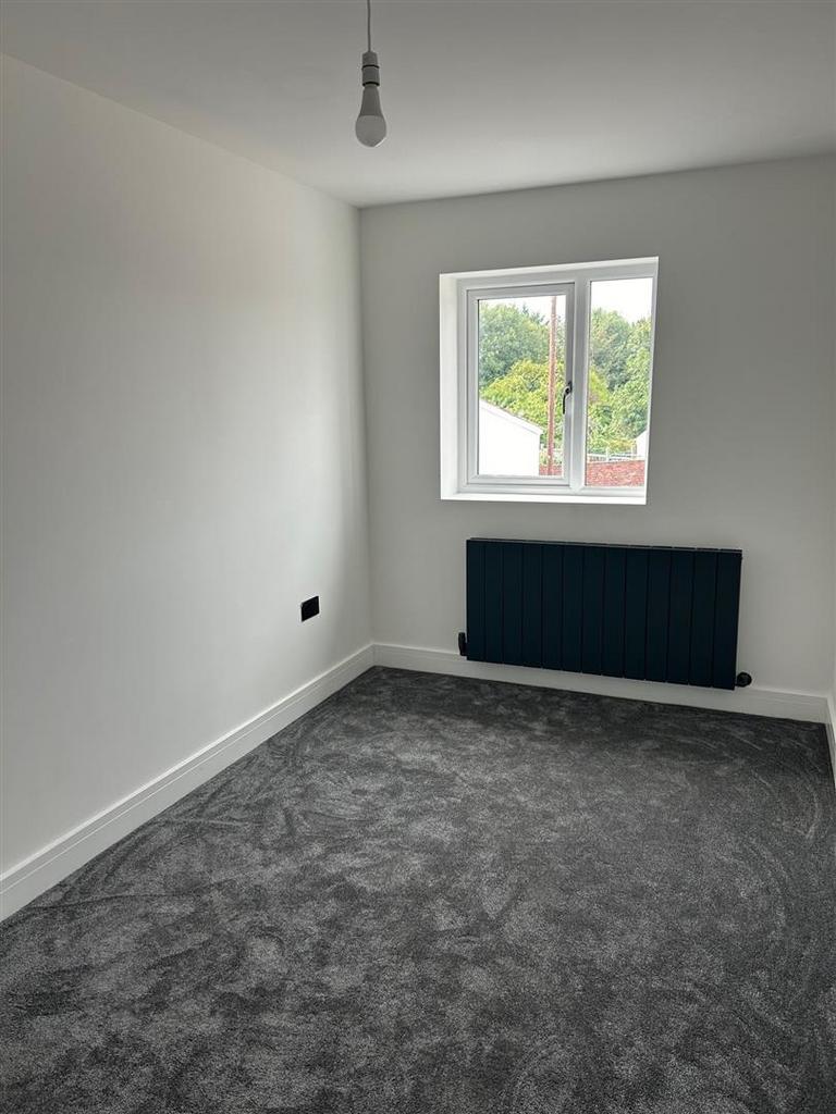 Bedroom 3 p.jpg