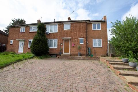4 bedroom semi-detached house to rent, Cleve Road, Sidcup, DA14