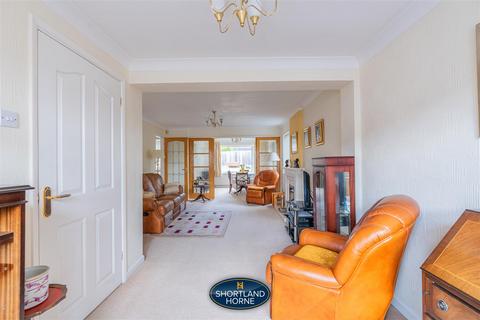 11 Barbican Rise, Stoke, Coventry, CV2 5NR