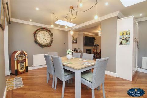 353 Ansty Road, Wyken, Coventry, CV2 3FN