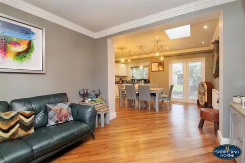 353 Ansty Road, Wyken, Coventry, CV2 3FN