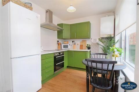 9 Elgar Road, Coventry, CV6 7JG