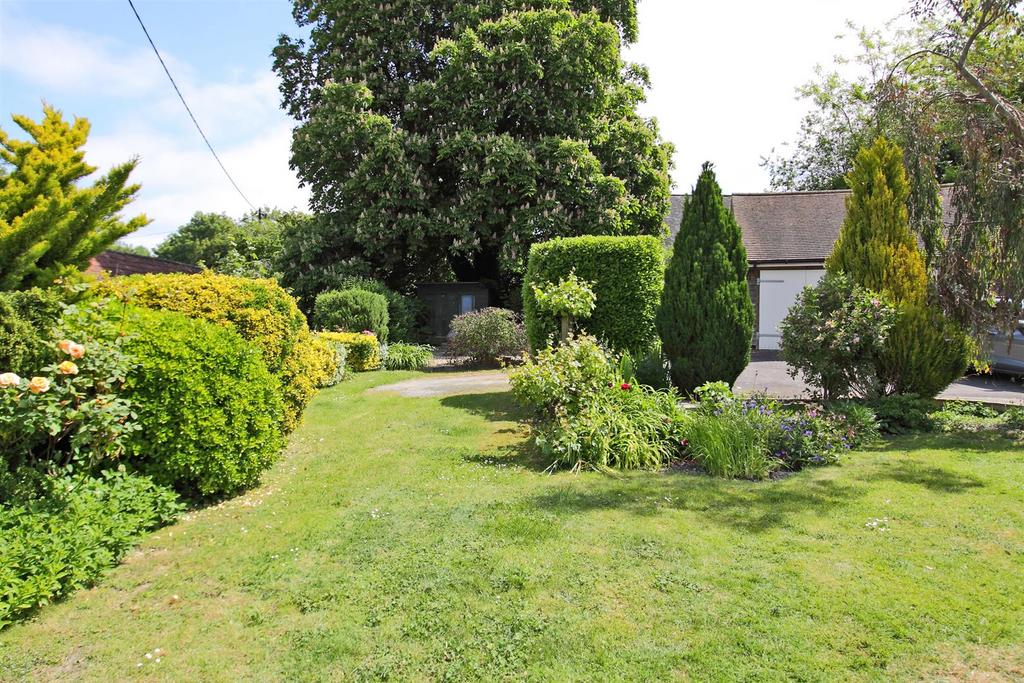 Badgers Corner garden