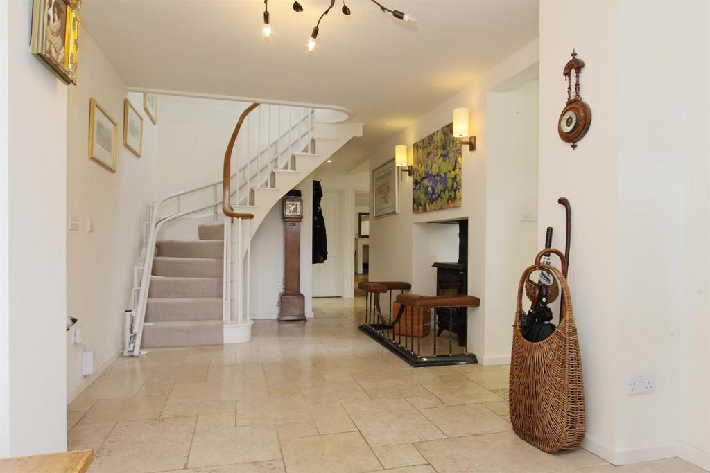 Badgers Corner entrance hall