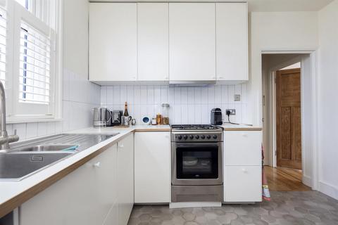 1 bedroom flat for sale, Bellenden Road, Peckham, SE15