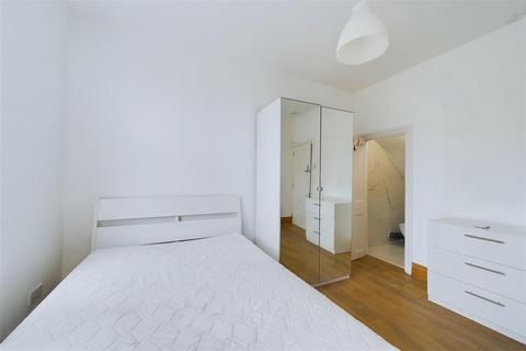 5 bedroom house share to rent - 53 Washington Avenue, London