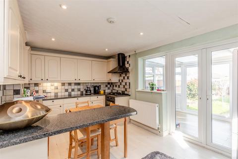 7 Lee Close, Patchway, Bristol, BS34 5EH
