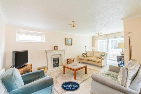 7 Aldrin Way, Coventry, CV4 7DP