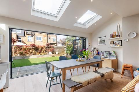 4 bedroom end of terrace house for sale - Wolseley Road, Chiswick W4