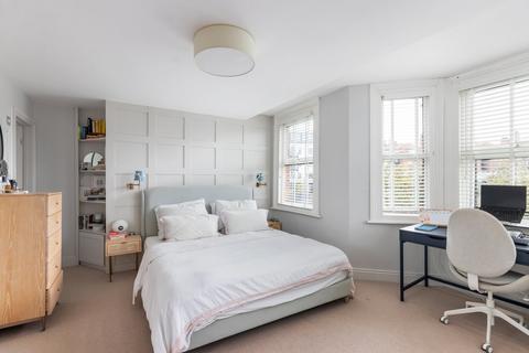 1 Wolseley Road, London, W4 5EG
