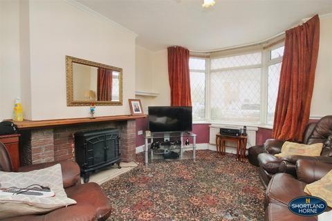 3 bedroom terraced house for sale, Molesworth Avenue, Stoke, Coventry, CV3 1BU