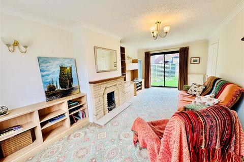 4 bedroom link detached house for sale, Limestone Road, Burniston, Scarborough