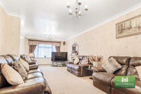27 Barnack Avenue, Coventry, CV3 6LA